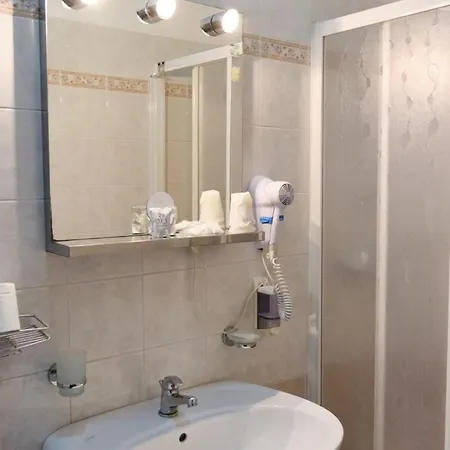 Guest house In Bb - Single For Bike Lovers In A Bb In
