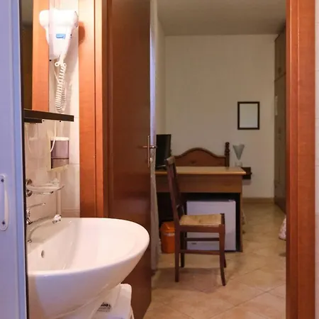 Guest house In Bb - Single For Bike Lovers In A Bb In *