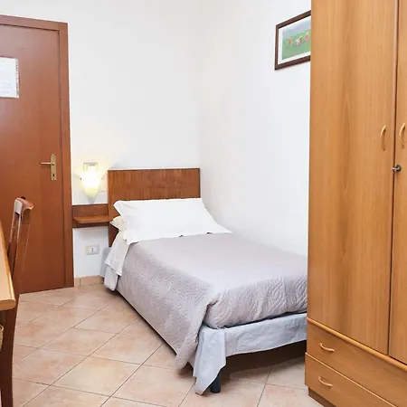 In Bb - Single For Bike Lovers In A Bb In Guest house